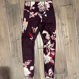 Athleta 7/8 Stashpocket Tights, Floral